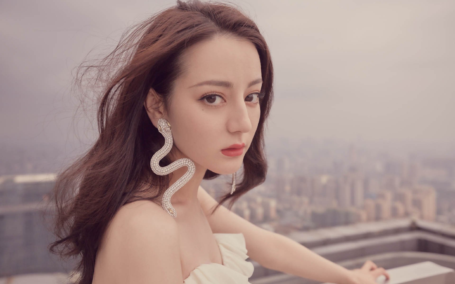 AYX GAMING-巴黎圣日耳曼强势击败里尔，法甲积分榜领先优势扩大，法甲巴黎圣日耳曼夺冠