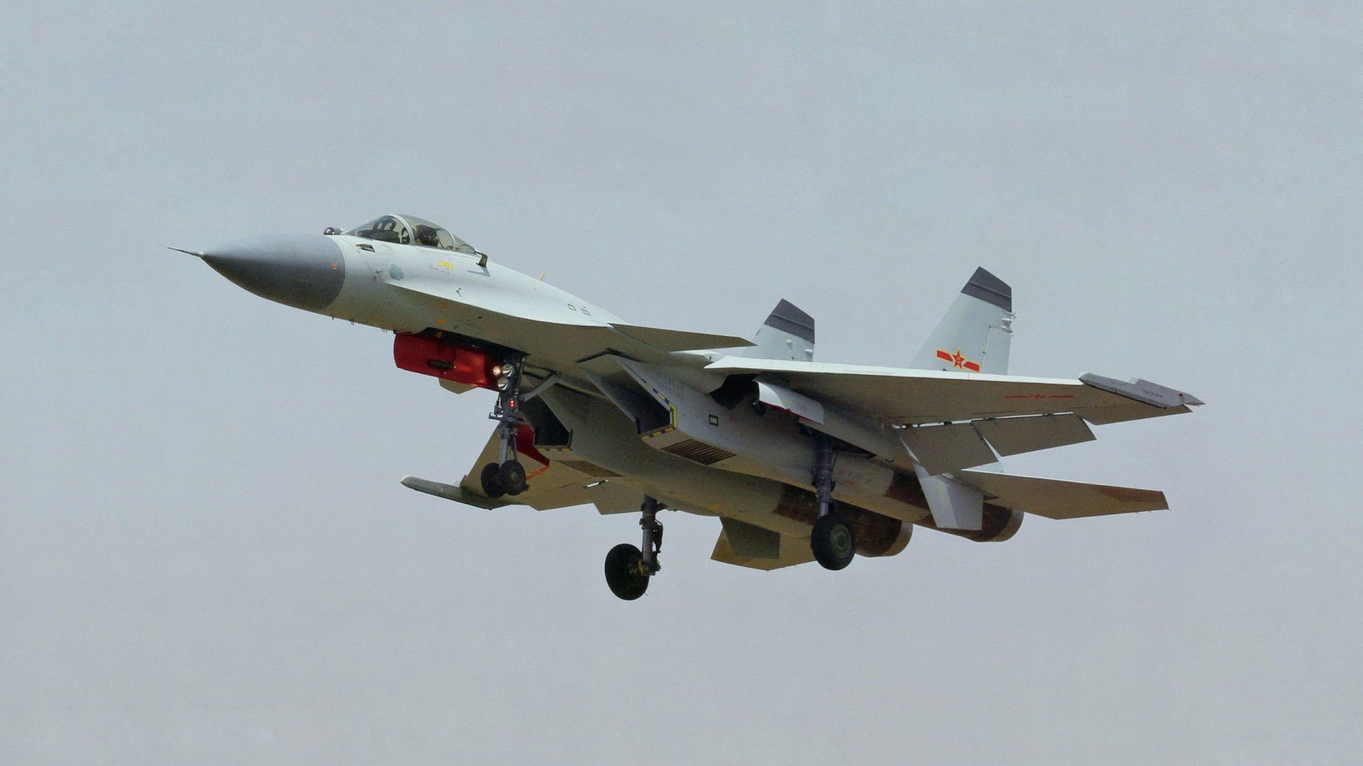 AIYOUXI.COM-王者荣耀 赛事观众热情高涨，王者荣耀比赛观众