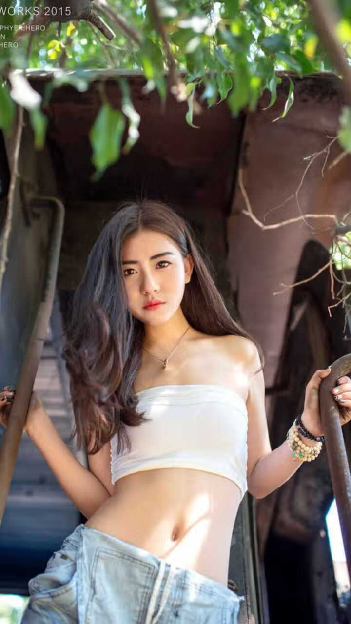 爱游戏官方-富勒姆主场惨败热刺，英超保级艰难形势不容乐观，富勒姆转会热刺