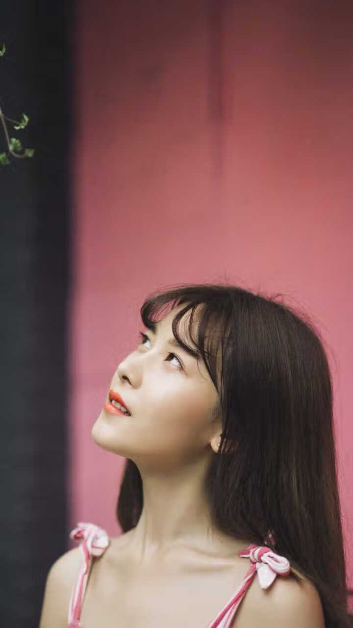 爱游戏娱乐网址-法甲新星崛起：未来领袖闪耀绿茵！，法甲新logo