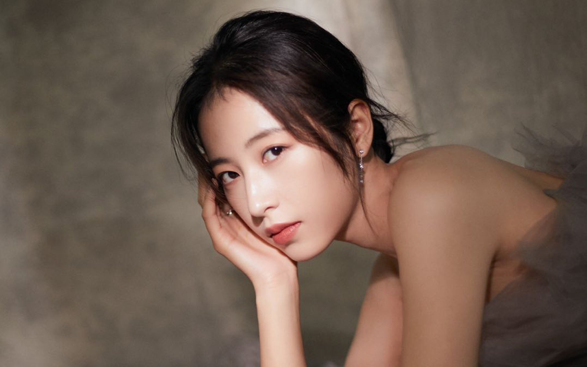 爱游戏体育app-职业联赛设置球员职业生涯规划讲座支持长期发展，职业联赛定义